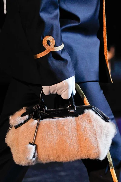 Look 151